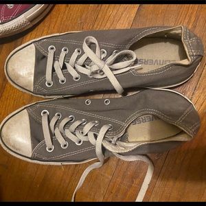 Grey converse